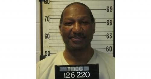 Byron Black, a Tennessee death row inmate convicted of killing his girlfriend and her two young daughters in 1988 Complains of Severe Pain During Lethal Injection; Defibrillator Left Active, Dies 10 Mins After