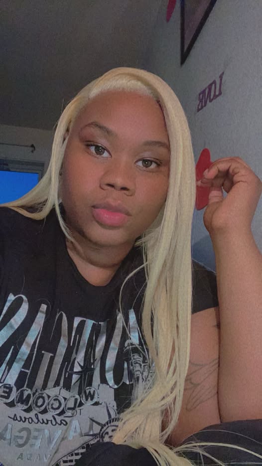 Tragic Shooting in Milwaukee: Young Woman in Her 20s Fatally Wounded on West Fairmount Avenue
