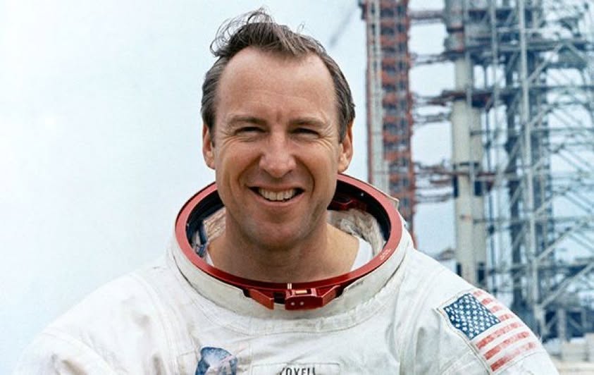 Apollo 13 commander James Lovell, who helped turn failed moon mission into triumph of on-the-fly engineering, has died at age 97, NASA says.