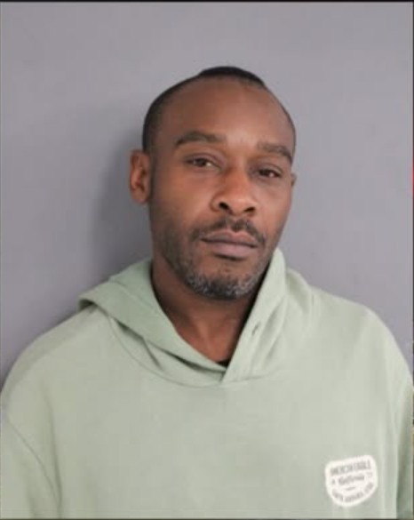Charleston Hospital ER Incident Turns Deadly as Police Confront Knife-Wielding Man