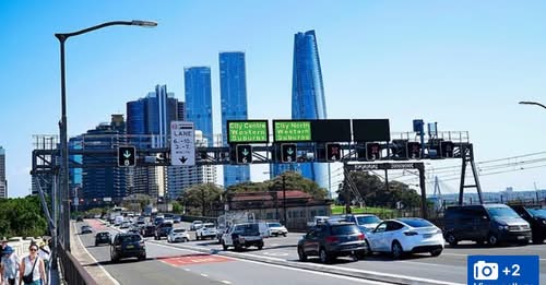 Sydney Tragedy: Man and Woman Die After Fall From Western Distributor Near Harbour Bridge
